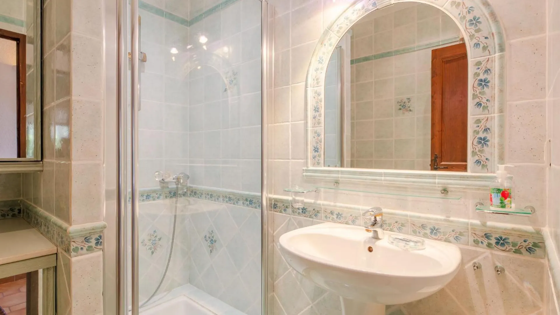 Holiday Home Le Mas D'Olive - Gri230 By Interhome Grimaud France